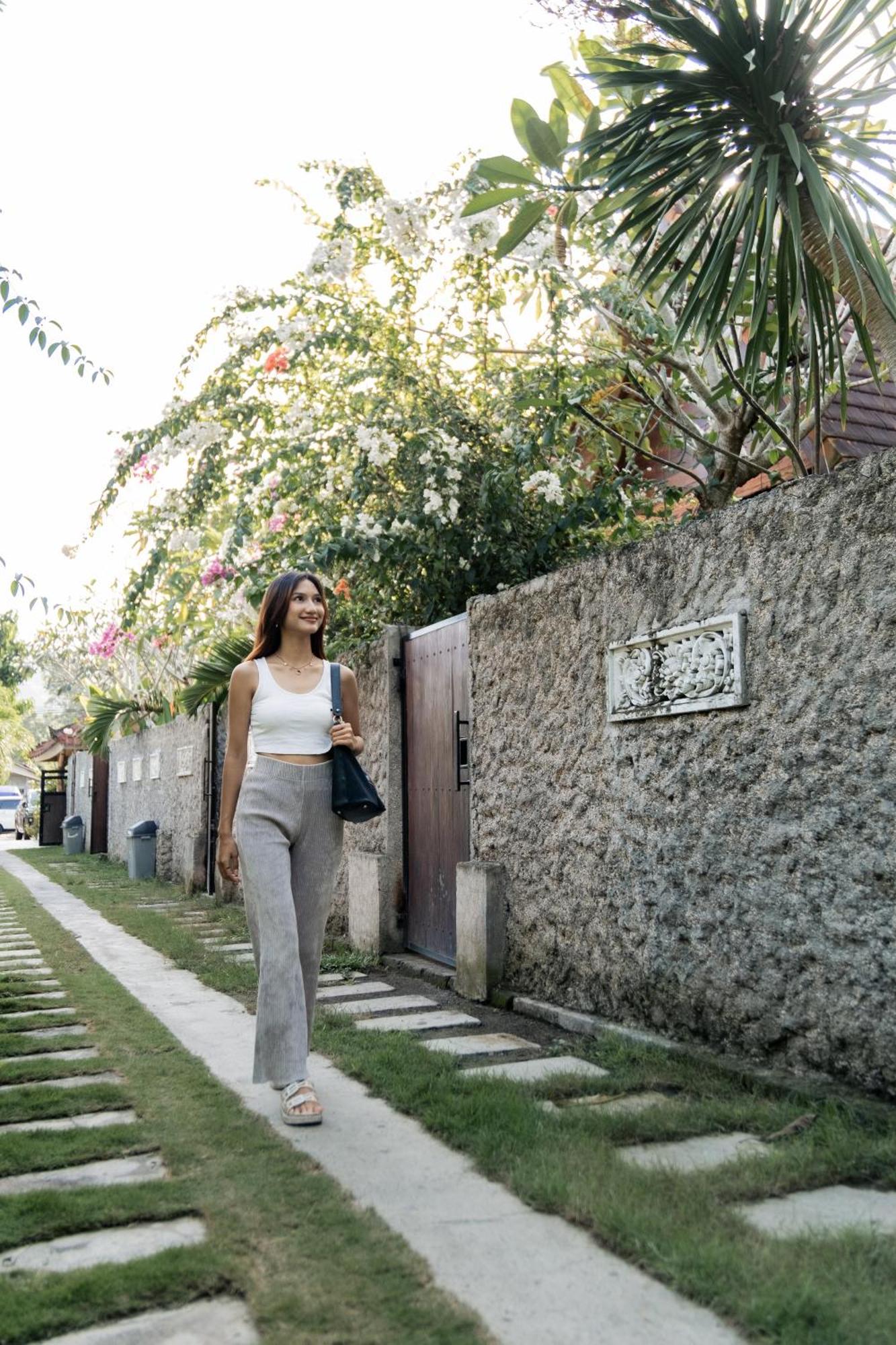 Yoki'S Bungalow Kuta  외부 사진