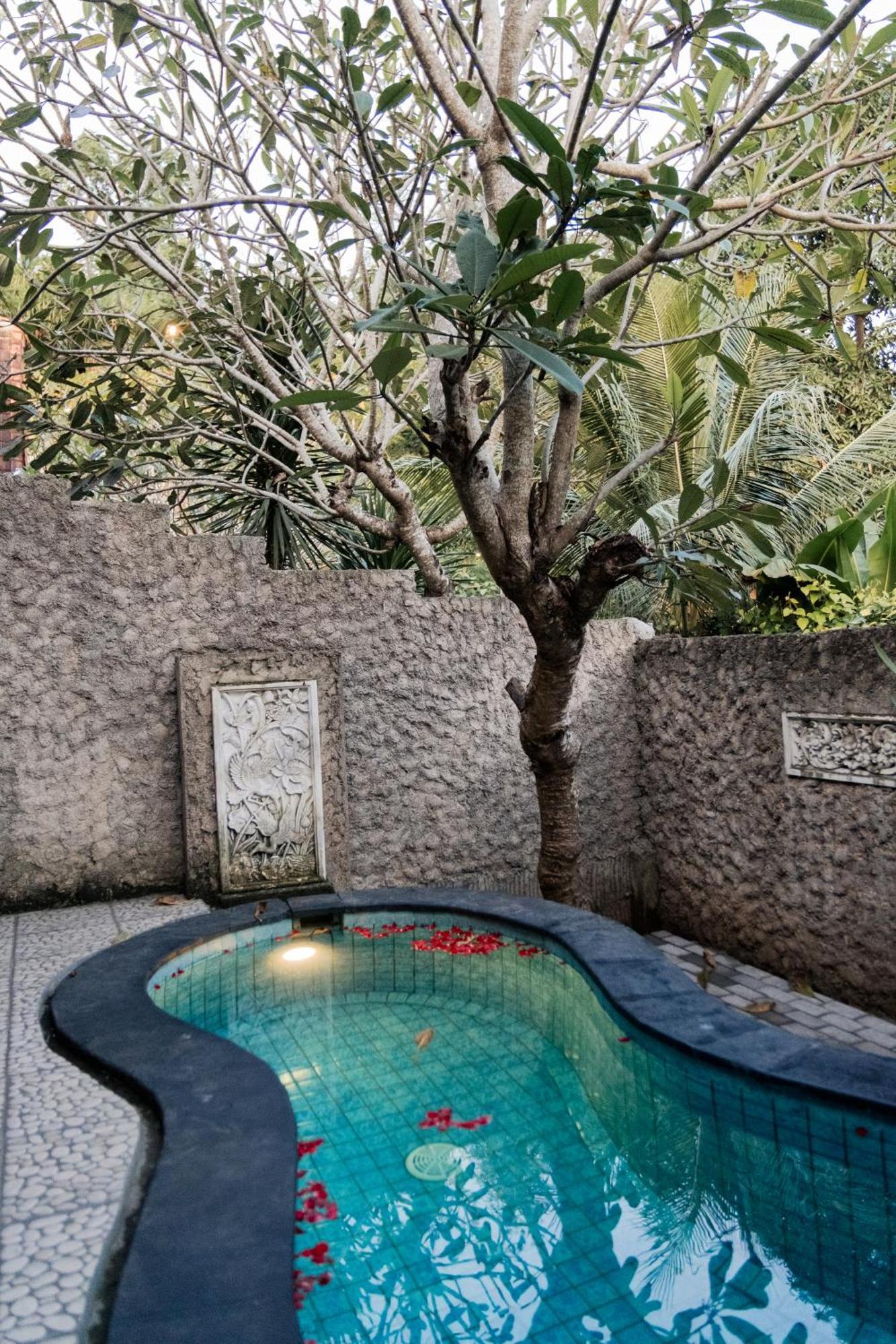 Yoki'S Bungalow Kuta  외부 사진